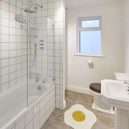 Host & - The Artists Pad Too アパート