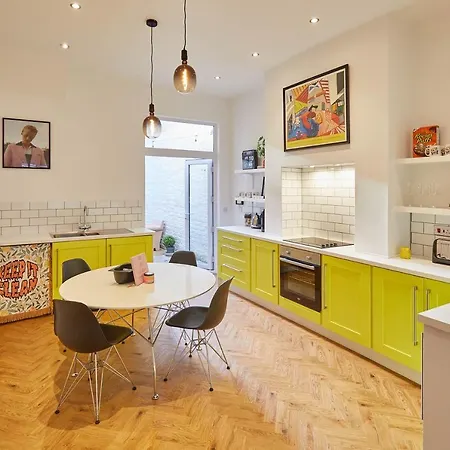 アパート Host & - The Artists Pad Too *